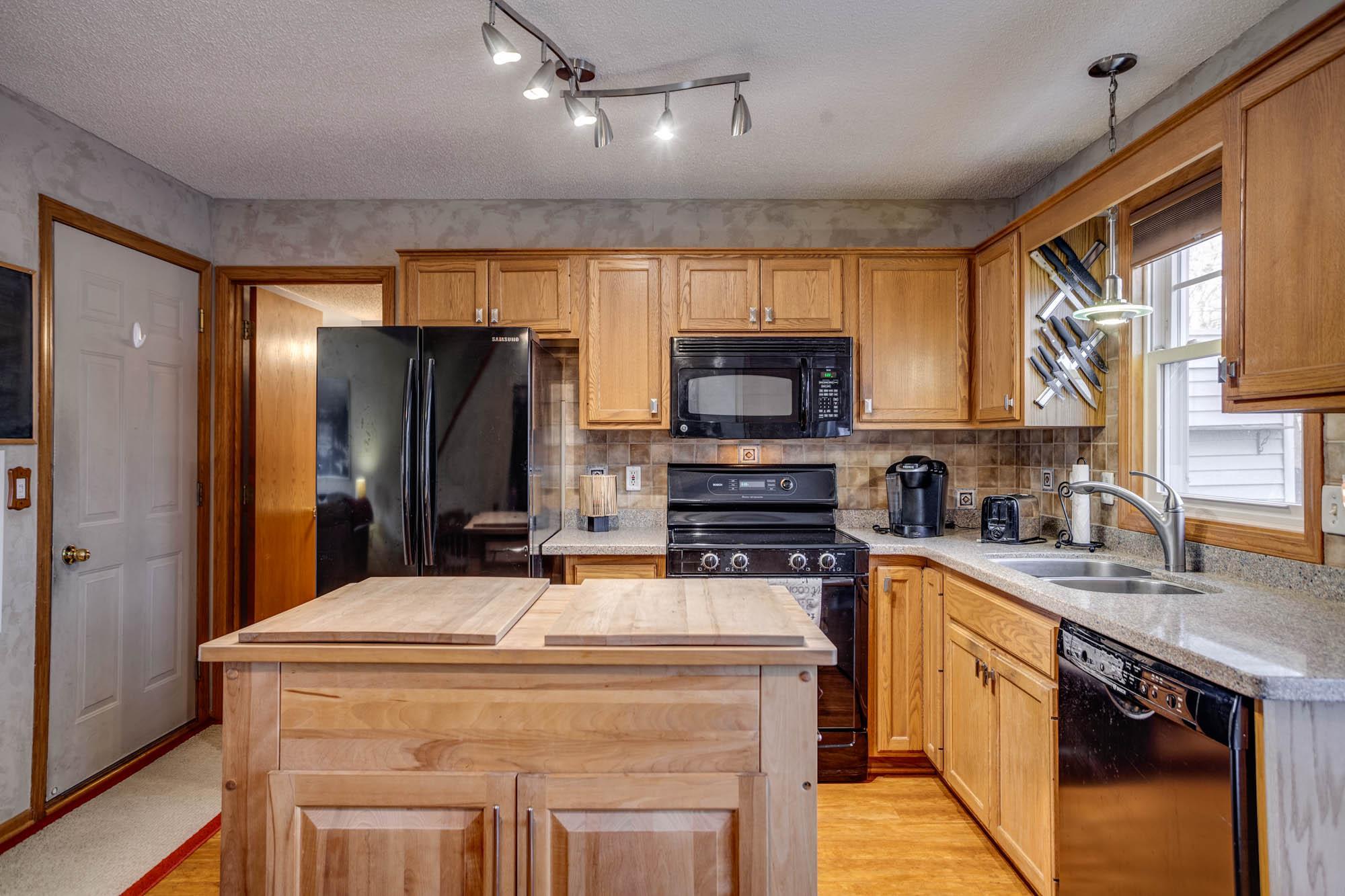 2755 Ranchview Lane North, Unit 2 Plymouth, MN 55447 - Photo 7 of 20