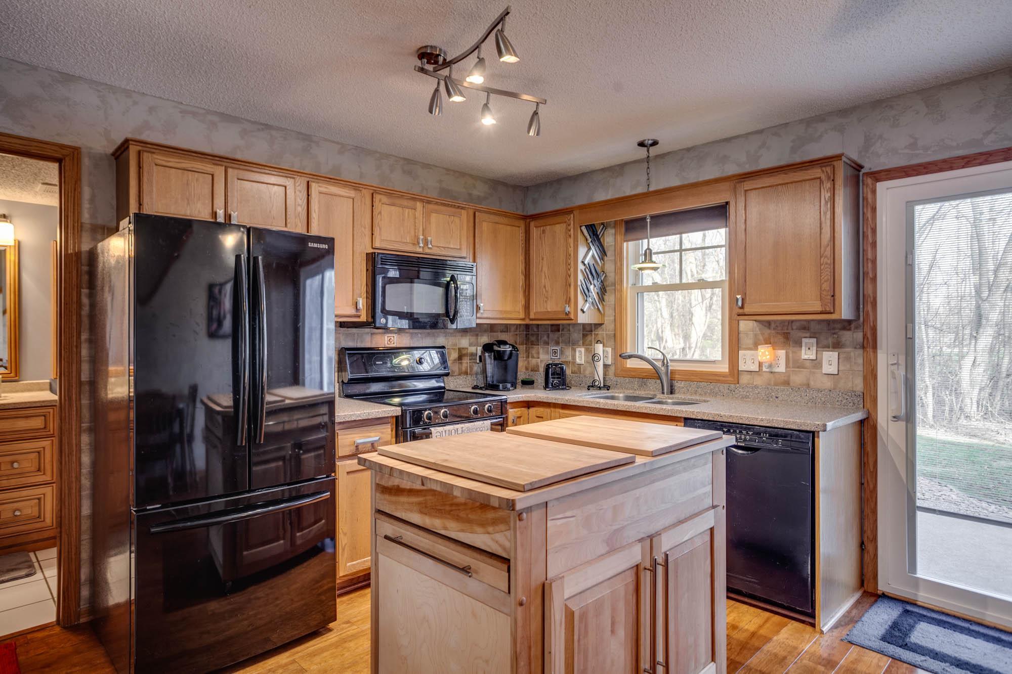 2755 Ranchview Lane North, Unit 2 Plymouth, MN 55447 - Photo 9 of 20