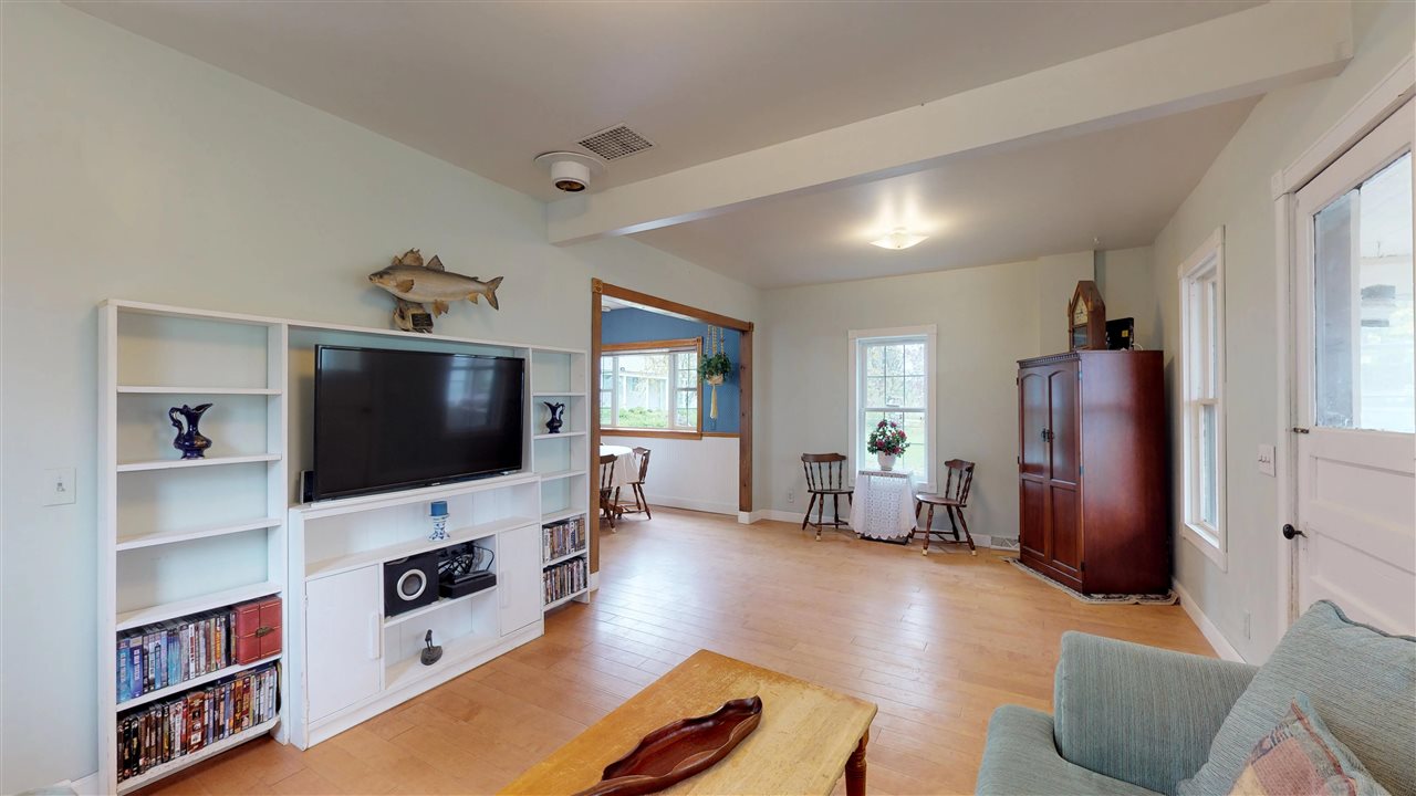 204 Mt Philo Road Shelburne, VT 05482 - Photo 3 of 20 Gallery Image 3