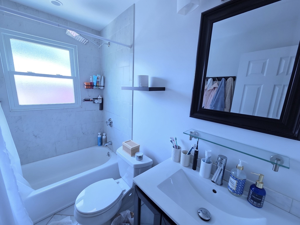 12-14 Louise Road, Unit 14 Chestnut Hill, MA 02467 - Photo 16 of 16