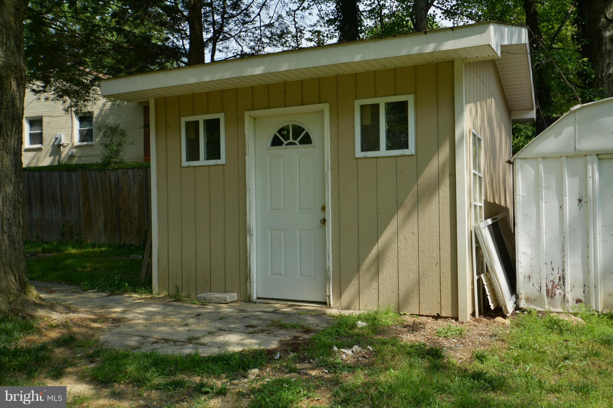 3933 Arcadia Road Alexandria, VA 22312 - Photo 29 of 30 Exterior (Rear)
