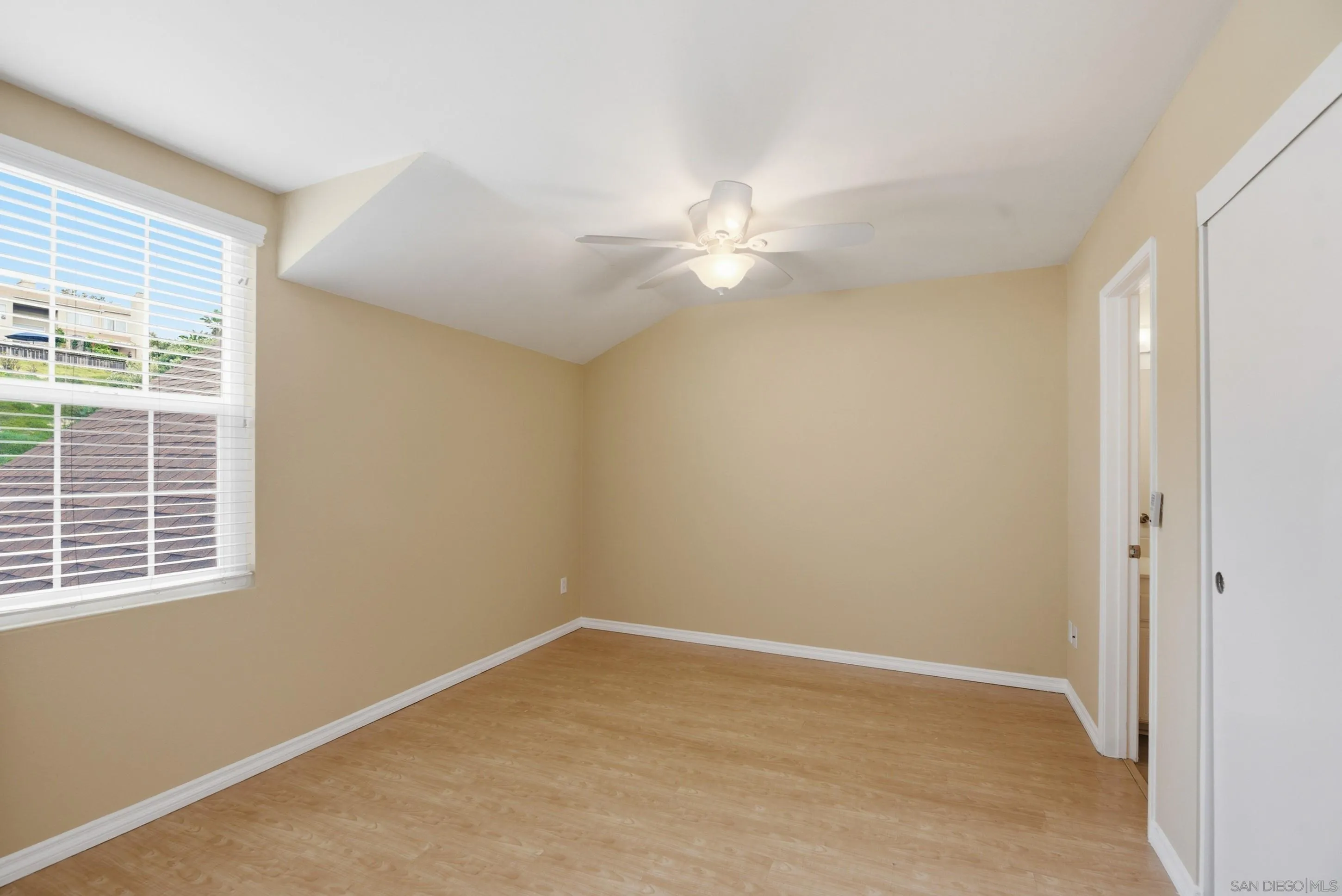 2685 Regent Road Carlsbad, CA 92010 - Photo 14 of 36