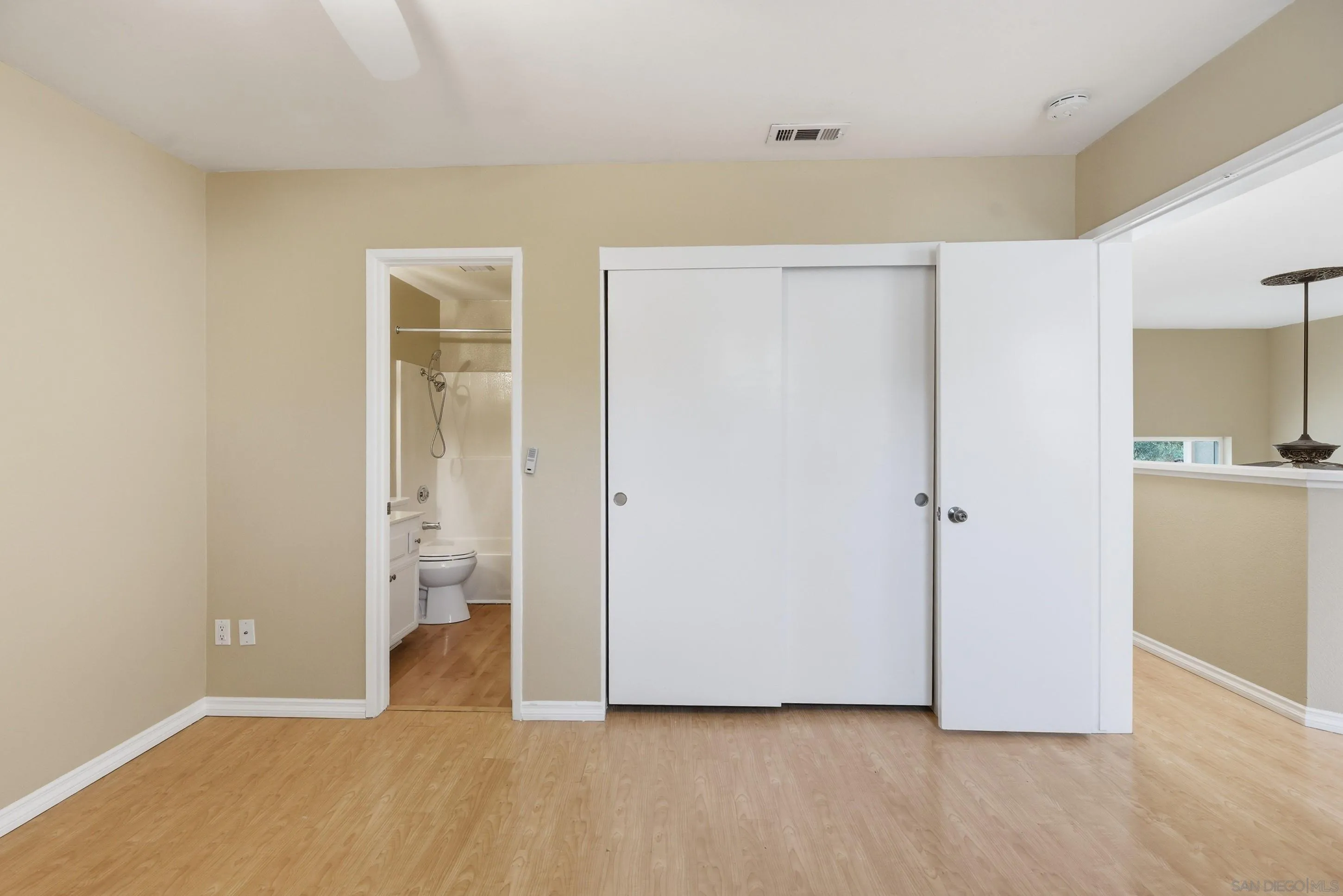 2685 Regent Road Carlsbad, CA 92010 - Photo 15 of 36