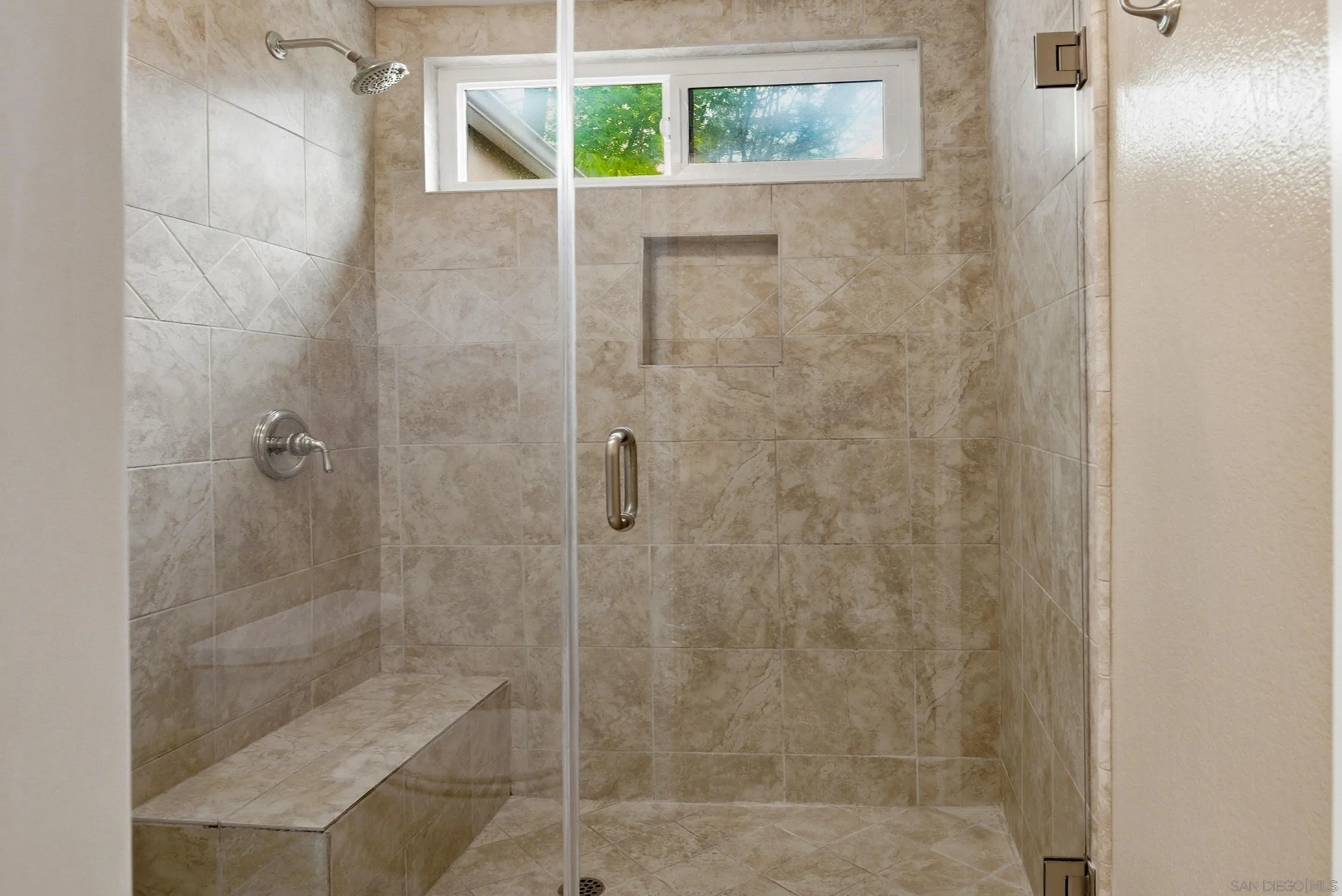 2685 Regent Road Carlsbad, CA 92010 - Photo 22 of 36