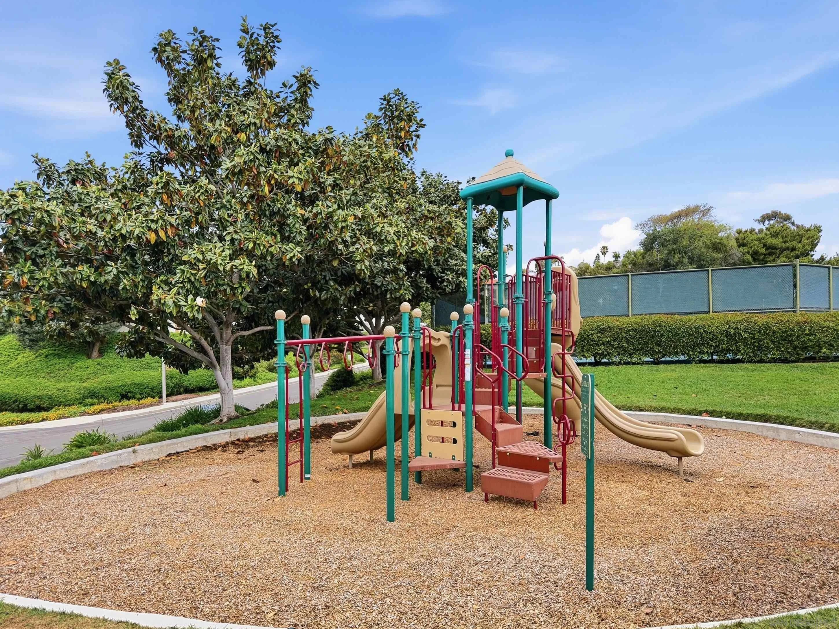 2685 Regent Road Carlsbad, CA 92010 - Photo 33 of 36