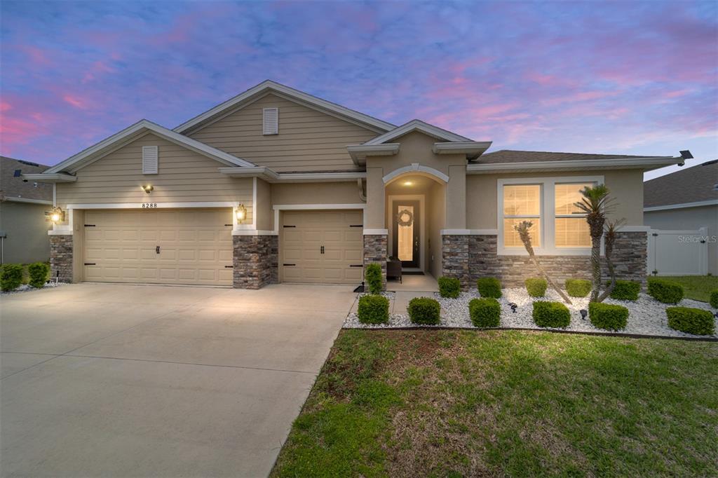 8288 Southwest 57th Court Ocala, FL 34476 - Photo 2 of 99