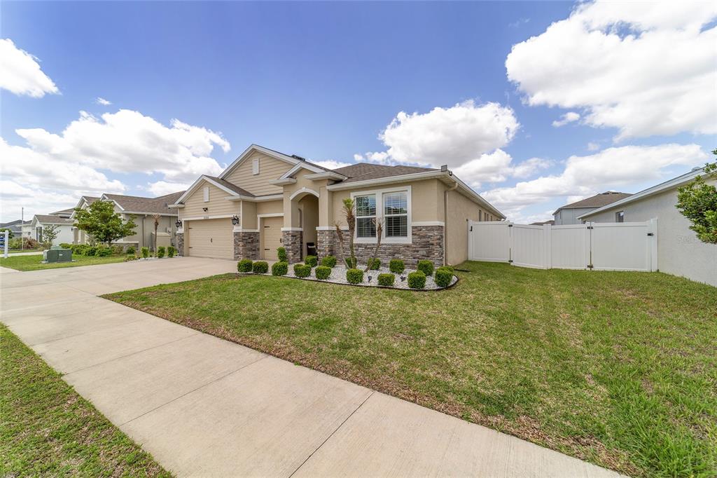 8288 Southwest 57th Court Ocala, FL 34476 - Photo 10 of 99