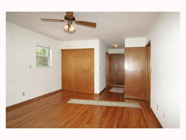 954 Plum Ridge Columbus, OH 43213 - Photo 11 of 18 Gallery Image 11