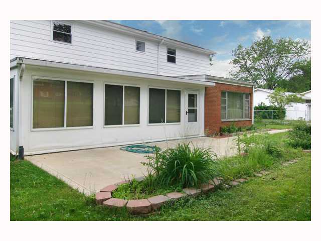954 Plum Ridge Columbus, OH 43213 - Photo 17 of 18 Gallery Image 17