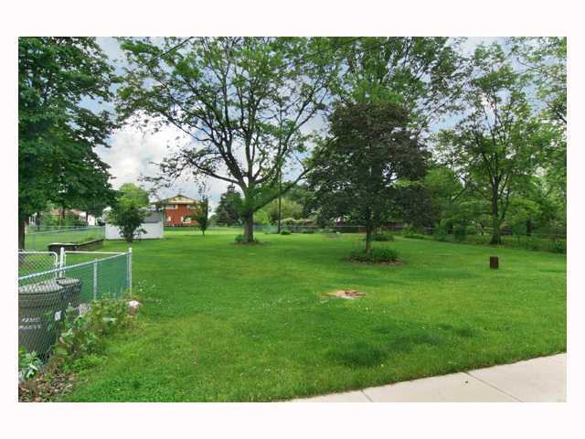 954 Plum Ridge Columbus, OH 43213 - Photo 18 of 18 Gallery Image 18