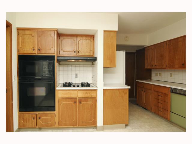 954 Plum Ridge Columbus, OH 43213 - Photo 6 of 18 Gallery Image 6