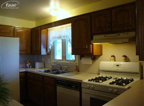 1036 Ramsgate Road Flint, MI 48532 - Photo 16 of 39 20367530-15.JPG
