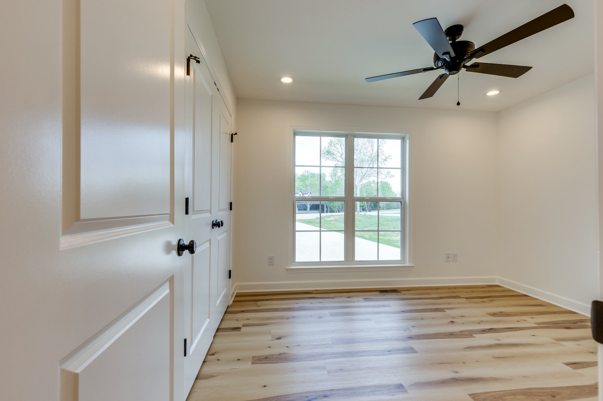 309 Pisgah Rdg Cove Pulaski, TN 38478 - Photo 19 of 43 a view of an empty room with a window