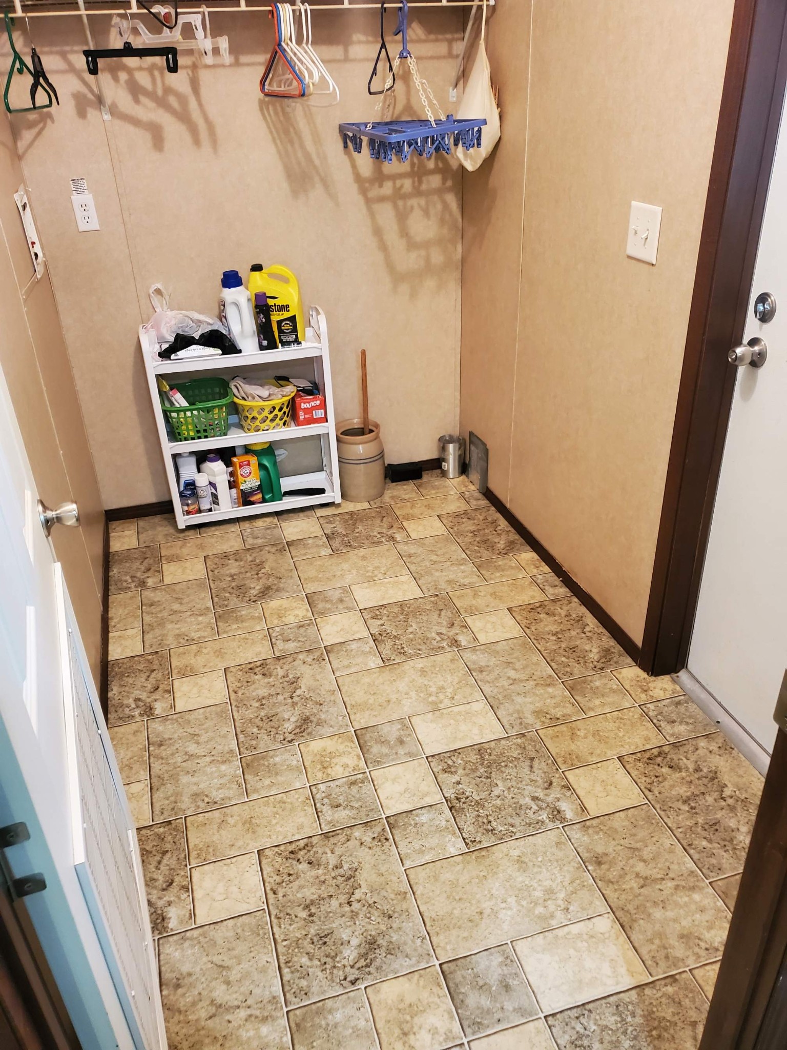 411 West Martin Road Collinwood, TN 38450 - Photo 19 of 23 a utility room with toys