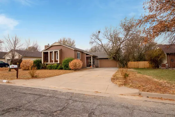 $235,000 | 2211 South Capri Street, Wichita, KS 67207