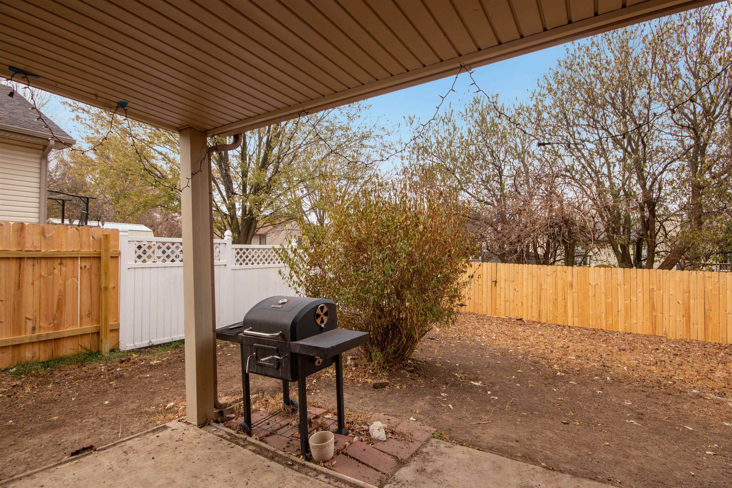 2211 South Capri Street Wichita, KS 67207 - Photo 30 of 34