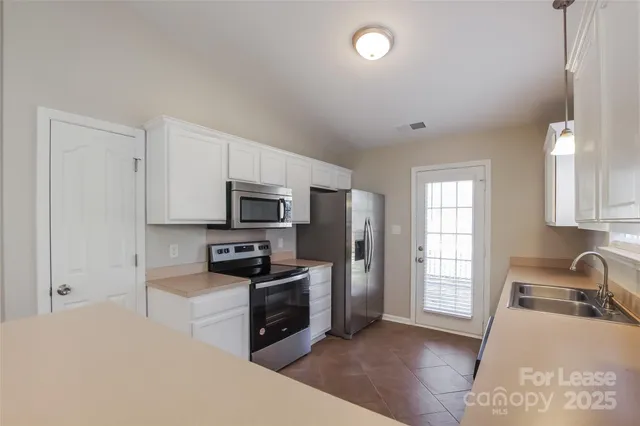 $1,925 | 1003 Washburn Court, Monroe, NC 28110