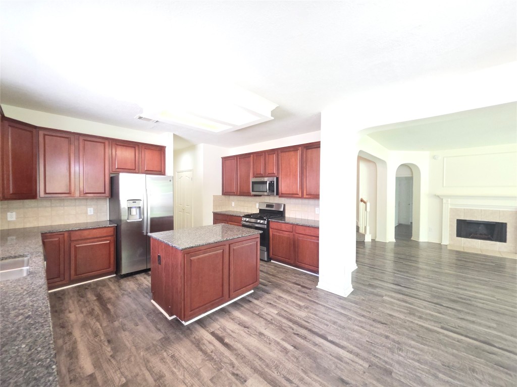 2227 Lazy Trail Path Court Spring, TX 77373 - Photo 6 of 30