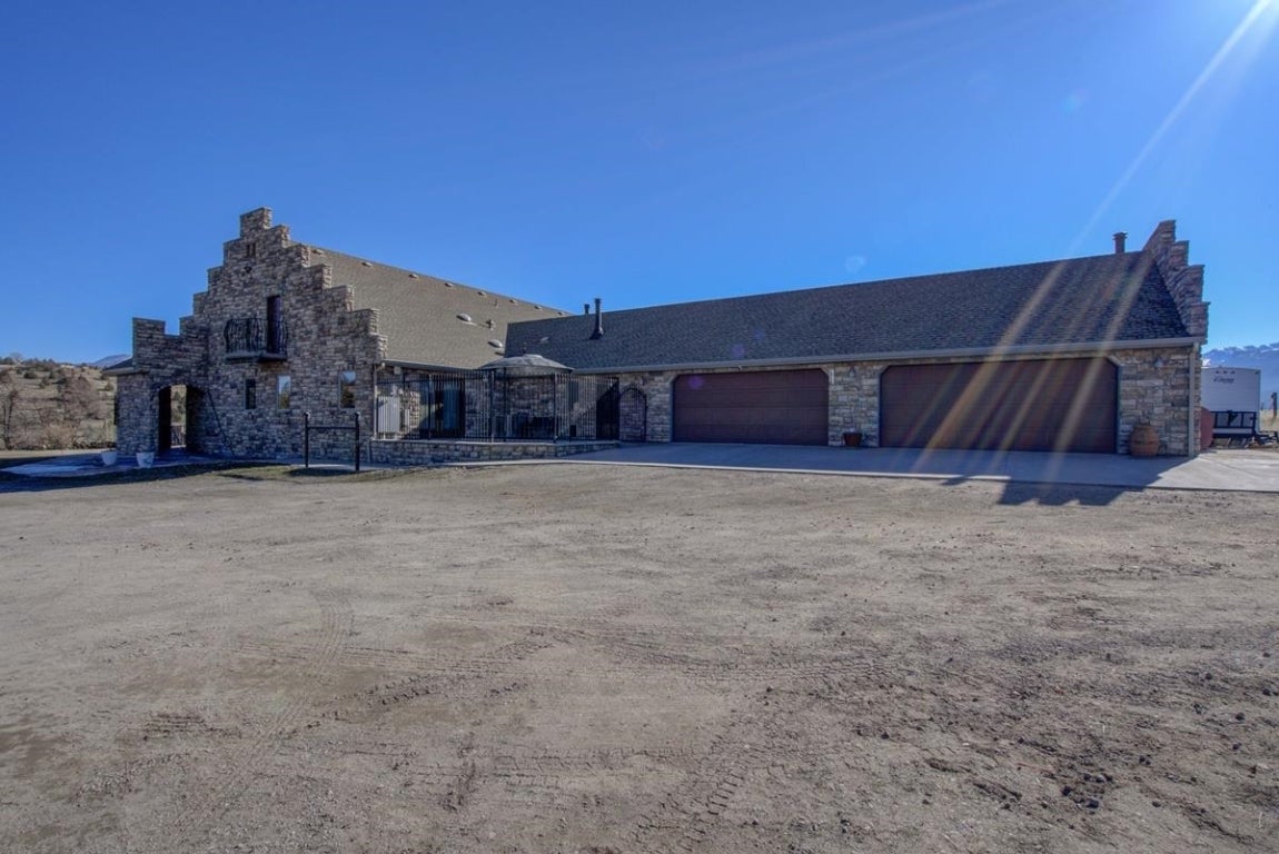 23205 Slough Road Weed, CA 96094 - Photo 34 of 50 Gallery Image 34