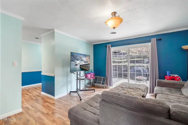 $167,500 | 420 Poplar Street Northwest, Norton, VA 24273