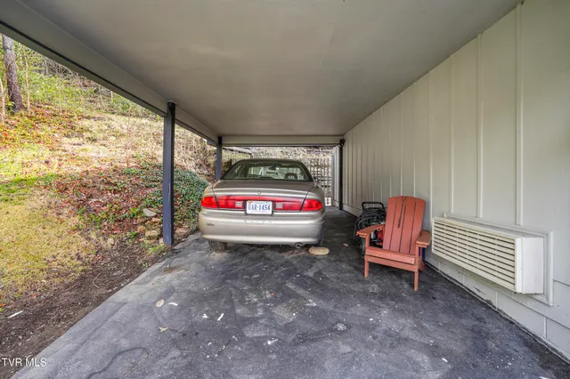 $167,500 | 420 Poplar Street Northwest, Norton, VA 24273