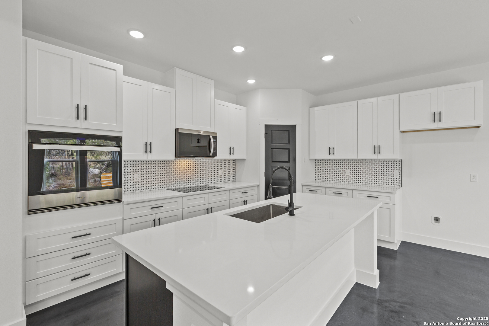 3440 Tanglewood Trail Spring Branch, TX 78070 - Photo 7 of 34