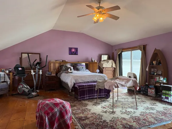 $984,000 | 329 West Shore Road, South Hero, VT 05486