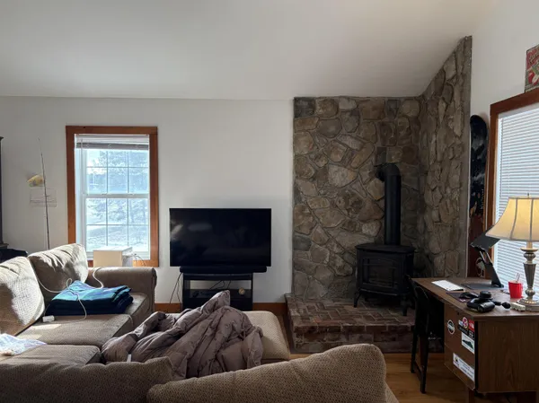 $984,000 | 329 West Shore Road, South Hero, VT 05486