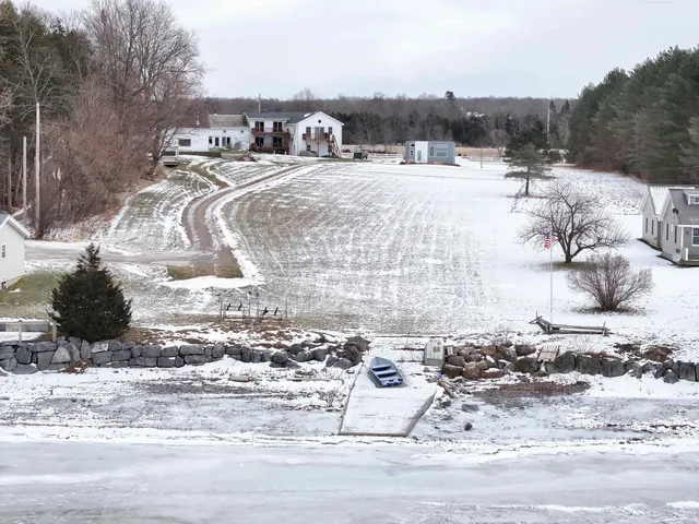 $984,000 | 329 West Shore Road, South Hero, VT 05486