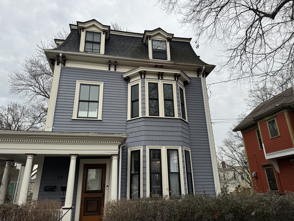 69 Walnut Street, Unit 1 Somerville, MA 02143 - Photo 1 of 1 a front view of a building