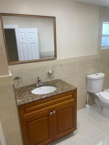 $2,500 | 1163 Northwest 100th Terrace, Unit R, Miami, FL 33150