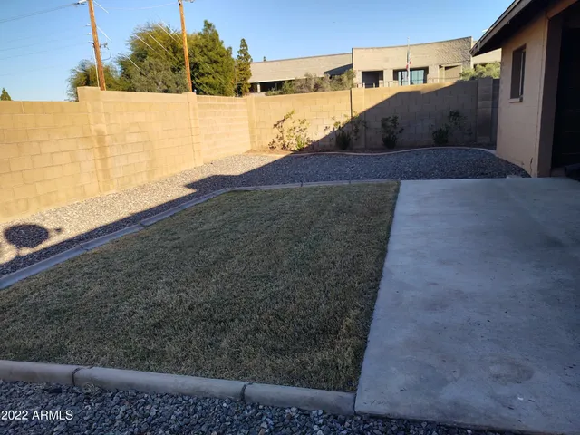 an empty room with an entryway