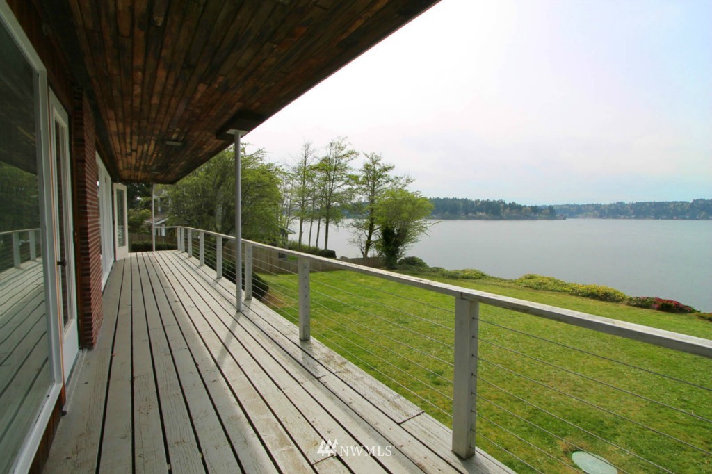22901 Kingsbury Road Southwest Vashon, WA 98070 - Photo 11 of 15 Gallery Image 11