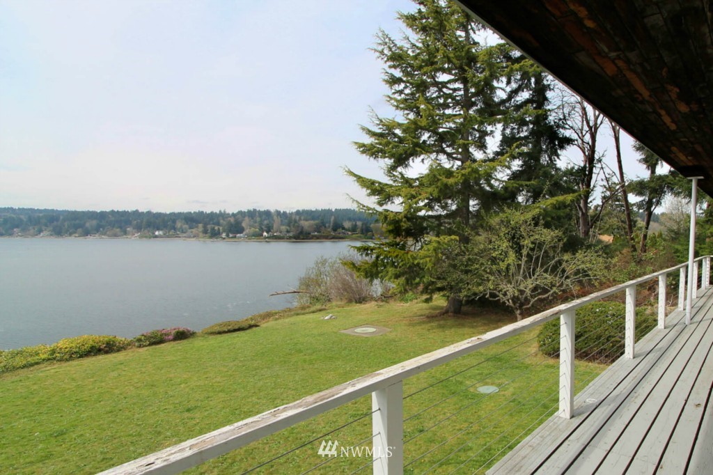 22901 Kingsbury Road Southwest Vashon, WA 98070 - Photo 12 of 15 Gallery Image 12