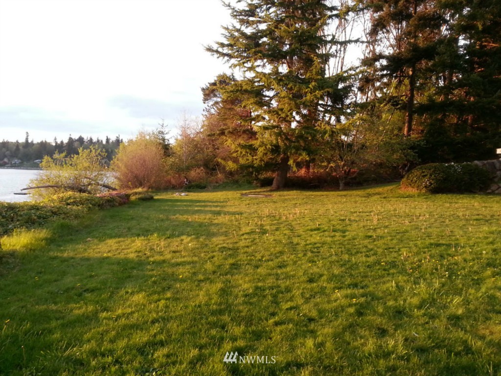 22901 Kingsbury Road Southwest Vashon, WA 98070 - Photo 14 of 15 Gallery Image 14