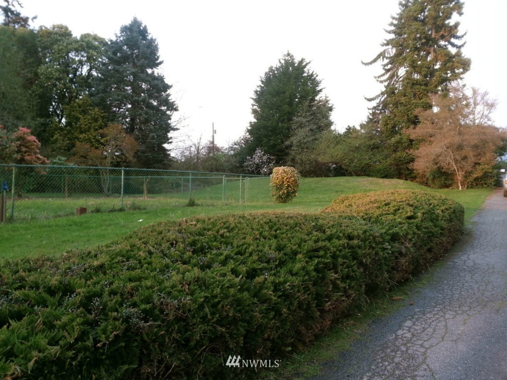 22901 Kingsbury Road Southwest Vashon, WA 98070 - Photo 8 of 15 Gallery Image 8