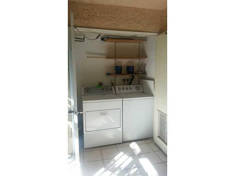 22112 Palms Way, Unit 203 Boca Raton, FL 33433 - Photo 11 of 19 Laundry Room
