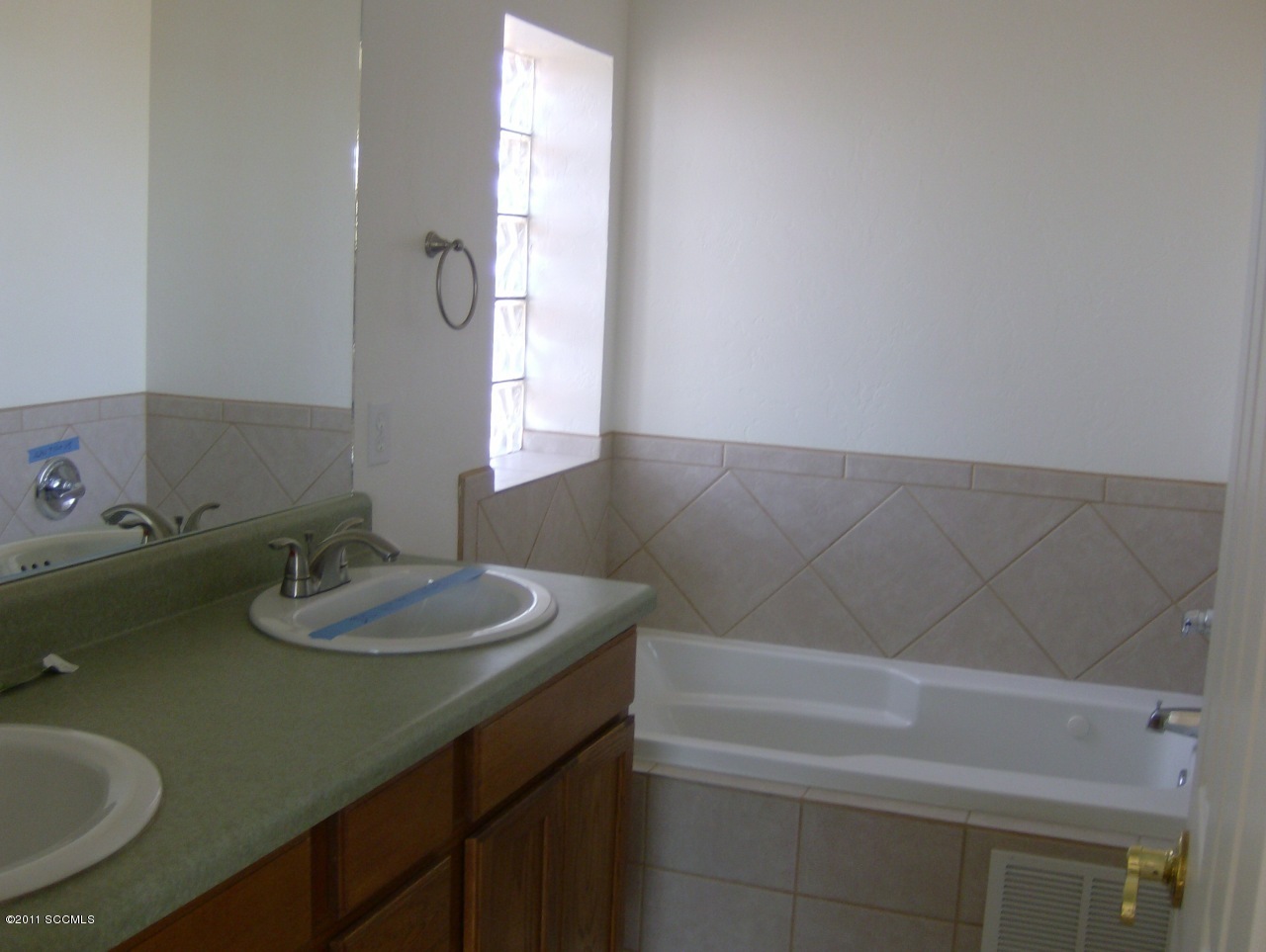 1840 Silver Court Rio Rico, AZ 85648 - Photo 8 of 13