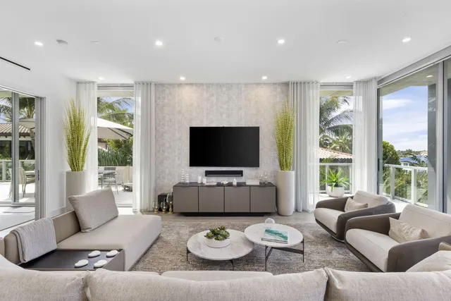 $6,595,000 | 1625 South Ocean Boulevard, Unit 11, Delray Beach, FL 33483