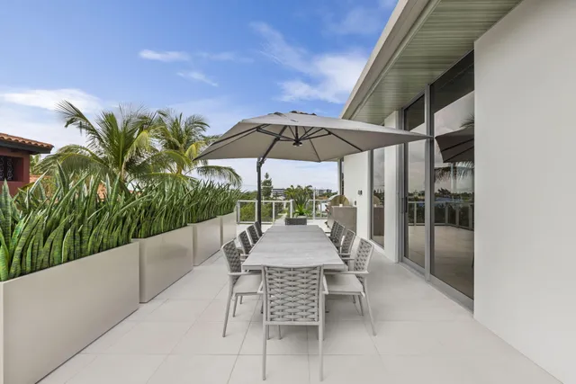 $6,595,000 | 1625 South Ocean Boulevard, Unit 11, Delray Beach, FL 33483