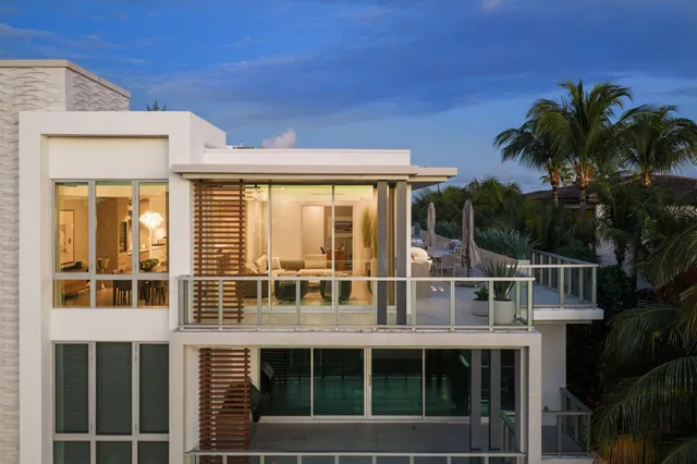 $6,595,000 | 1625 South Ocean Boulevard, Unit 11, Delray Beach, FL 33483