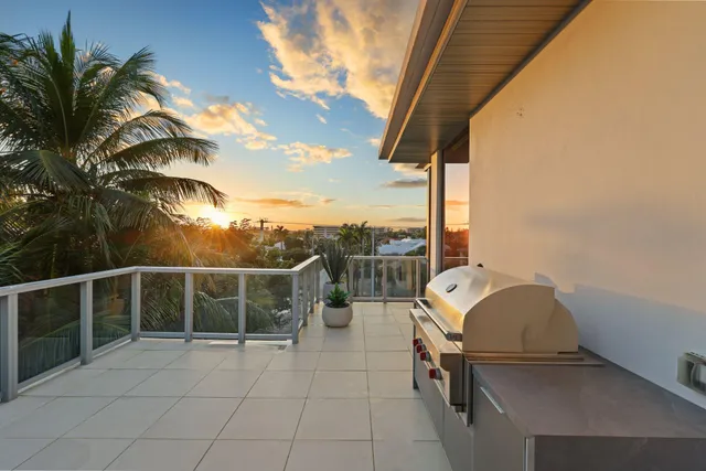 $6,595,000 | 1625 South Ocean Boulevard, Unit 11, Delray Beach, FL 33483