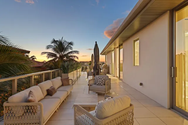 $6,595,000 | 1625 South Ocean Boulevard, Unit 11, Delray Beach, FL 33483