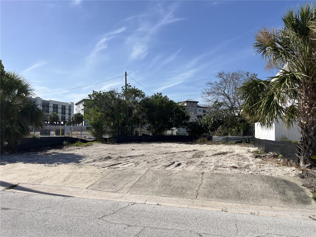 180 East Madeira Avenue Madeira Beach, FL 33708 - Photo 4 of 4