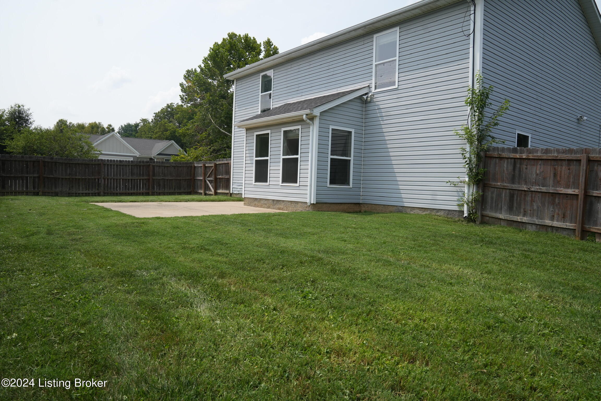 4716 Church Road Louisville, KY 40272 - Photo 21 of 23 DSC01222