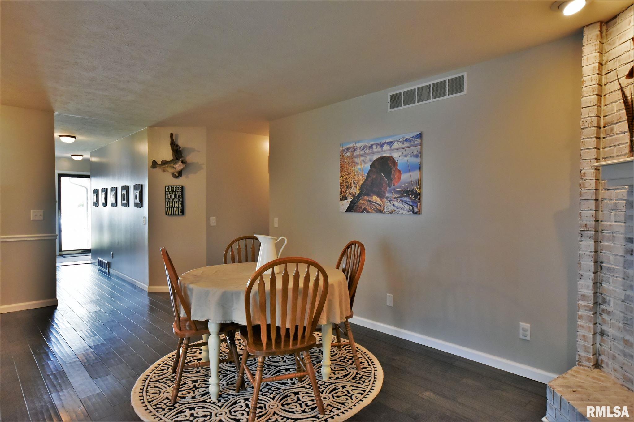 9 Taft Drive Rochester, IL 62563 - Photo 8 of 31