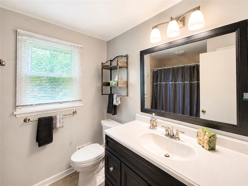 76 Bromley Road Pittsford, NY 14534 - Photo 39 of 50