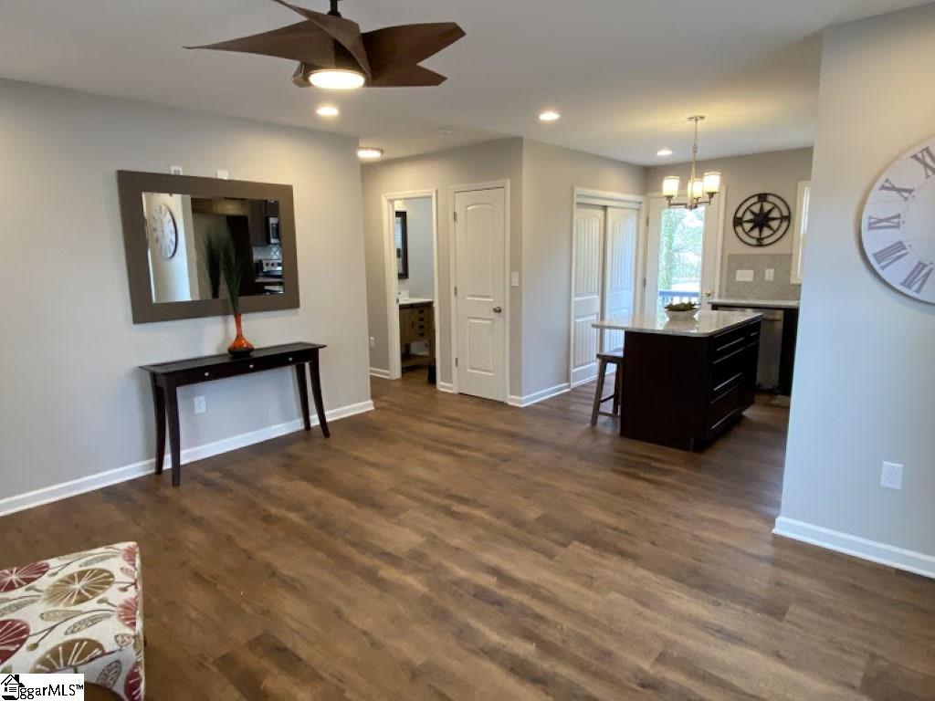 112 Glenn Road Greenville, SC 29607 - Photo 3 of 20 Gallery Image 3