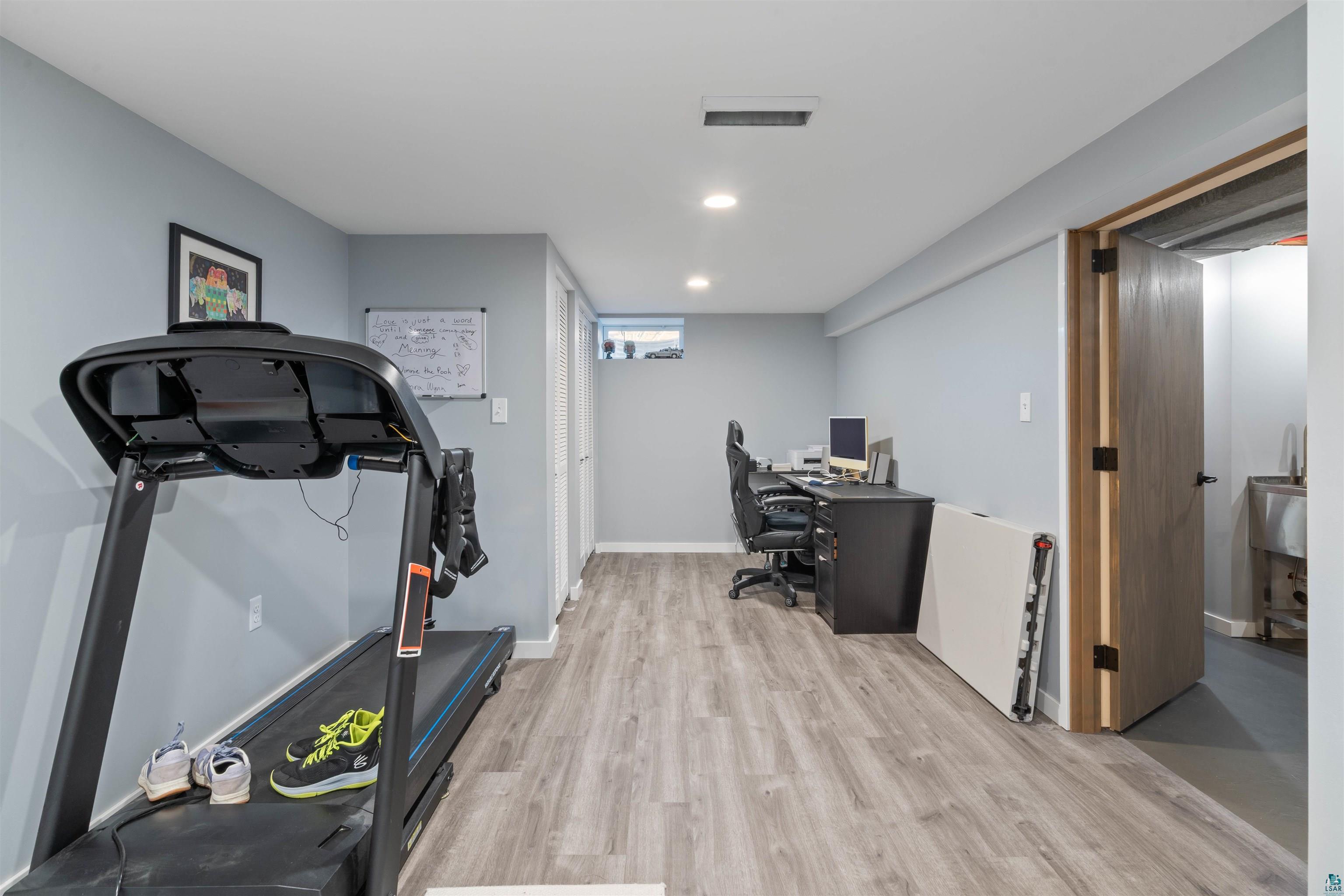 4948 Nelsondale Road Duluth, MN 55811 - Photo 12 of 37 Gallery Image 12