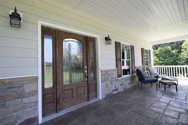 $489,900 | 2367 Degerlia Hollow Road, Hardin, IL 62047